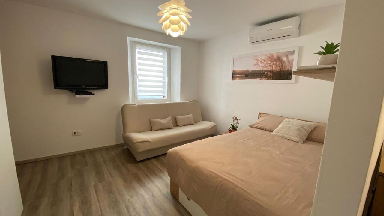 Apartma Pingo Koper Buitenkant foto