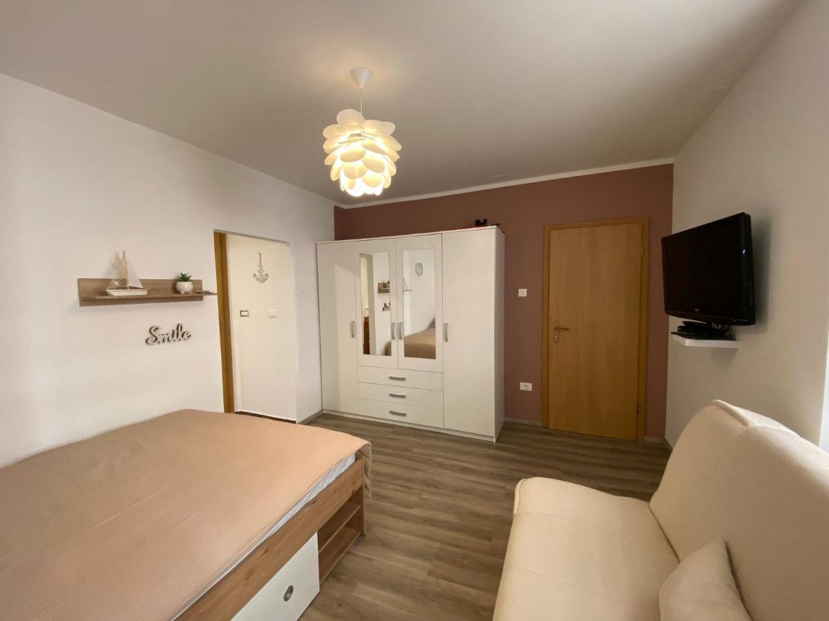 Apartma Pingo Koper Buitenkant foto