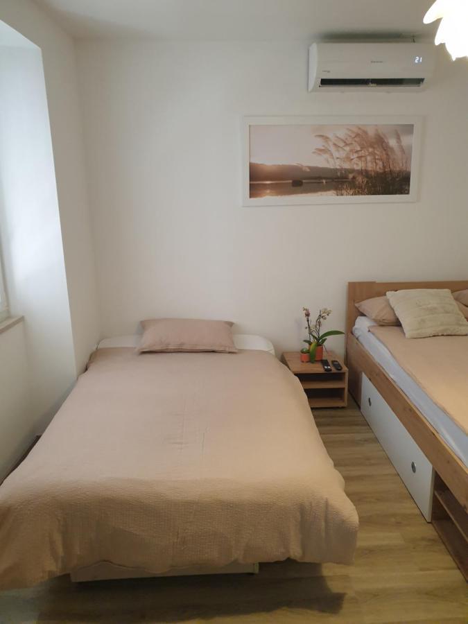 Apartma Pingo Koper Buitenkant foto