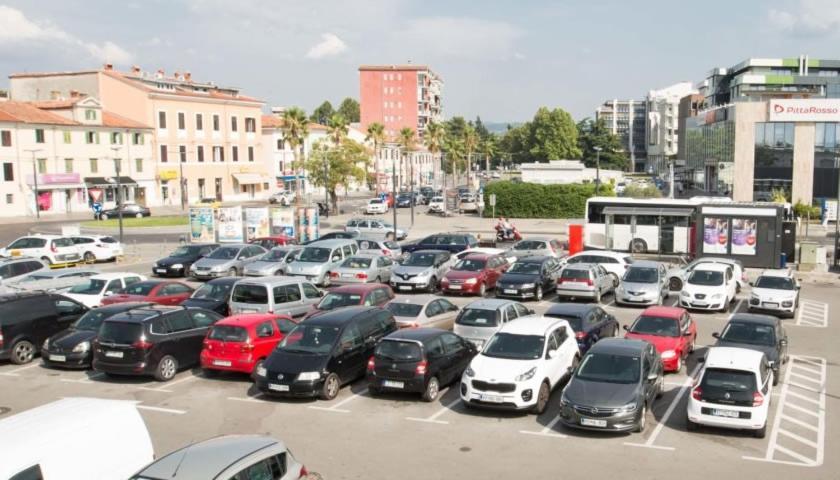 Apartma Pingo Koper Buitenkant foto